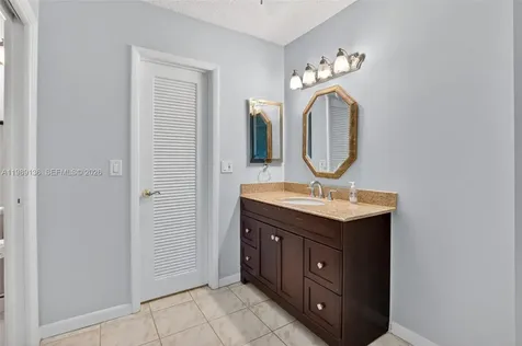 8662 Bella Vista Drive Boca Raton FL 33433