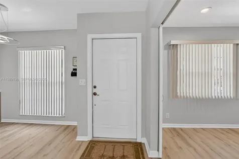 8662 Bella Vista Drive Boca Raton FL 33433