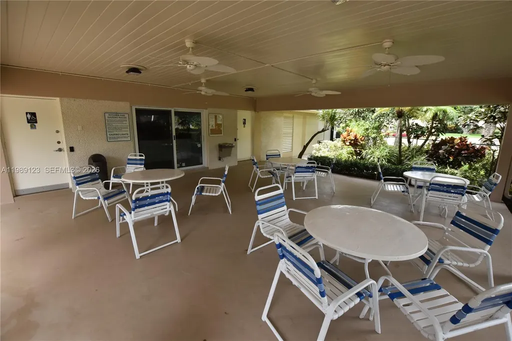 3800 Oaks Clubhouse Drive Pompano Beach FL 33069