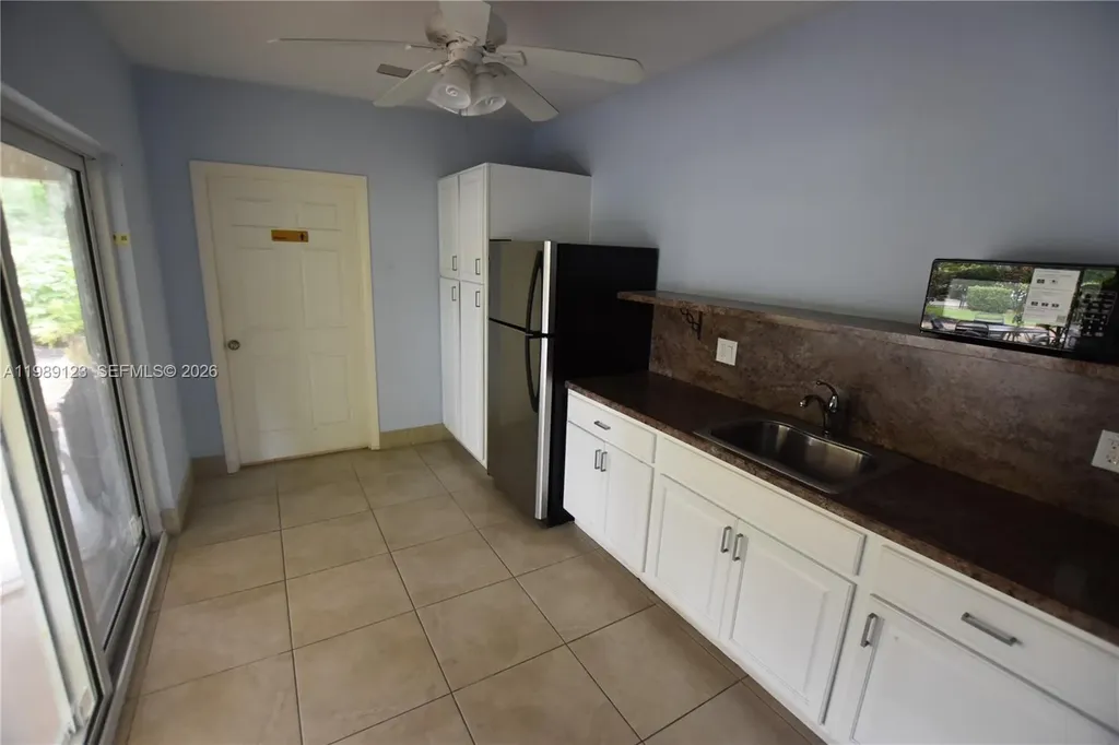 3800 Oaks Clubhouse Drive Pompano Beach FL 33069