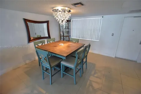 3800 Oaks Clubhouse Drive Pompano Beach FL 33069