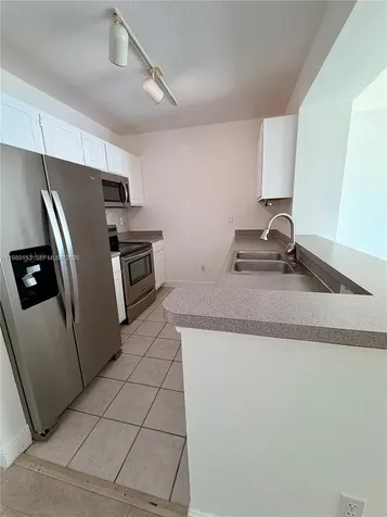 2665 SW 37th Avenue Miami FL 33133