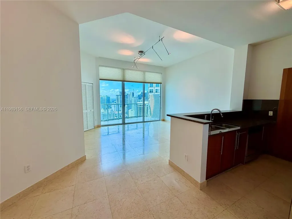 300 S Biscayne Boulevard Miami FL 33131