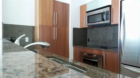 300 S Biscayne Boulevard Miami FL 33131