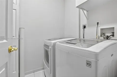 18671 Collins Avenue Sunny Isles Beach FL 33160