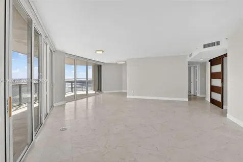18671 Collins Avenue Sunny Isles Beach FL 33160