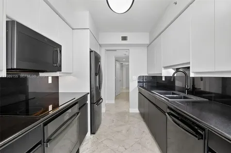 18671 Collins Avenue Sunny Isles Beach FL 33160