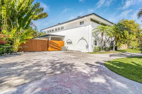 18490 SW 83rd Place Cutler Bay FL 33157