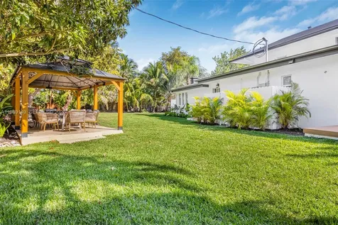 18490 SW 83rd Place Cutler Bay FL 33157