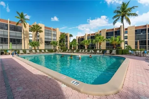 3432 NE Causeway Boulevard Hutchinson Island FL 34957