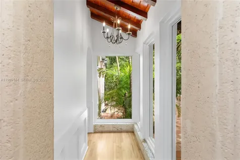 3685 Royal Palm Avenue Miami FL 33133