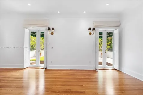 3685 Royal Palm Avenue Miami FL 33133