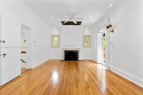 3685 Royal Palm Avenue Miami FL 33133
