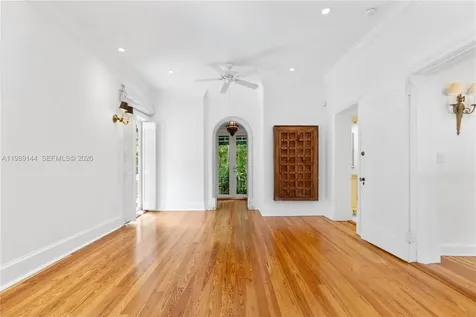 3685 Royal Palm Avenue Miami FL 33133