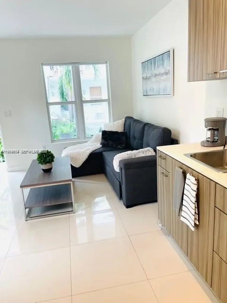 1419 West Avenue Miami Beach FL 33139