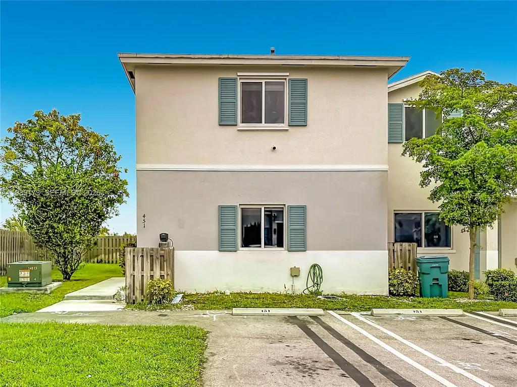 451 NW 12th Avenue Florida City FL 33034