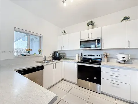 451 NW 12th Avenue Florida City FL 33034