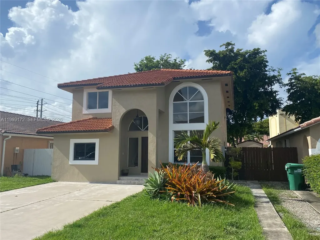 7632 NW 166th Terrace Hialeah FL 33015
