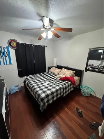 7632 NW 166th Terrace Hialeah FL 33015