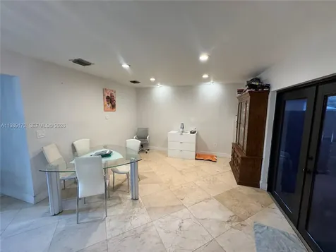 7632 NW 166th Terrace Hialeah FL 33015