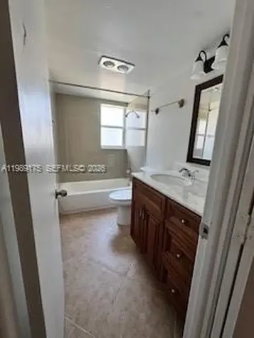 421 NE 14th Avenue Hallandale Beach FL 33009