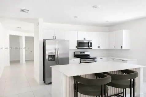 2402 SE 30th Street Homestead FL 33035