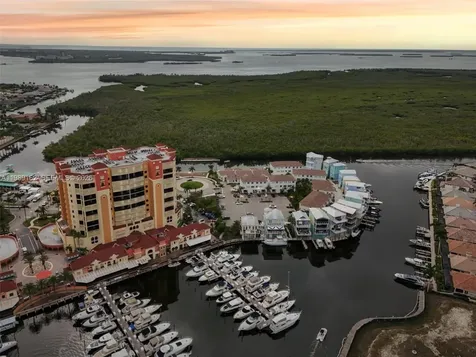 5781 Cape Harbour Cape Coral FL 33914