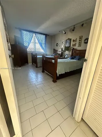 427 Golden Isles Drive Hallandale Beach FL 33009