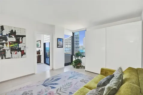520 Brickell Key Drive Miami FL 33131