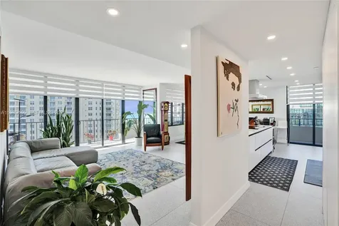 520 Brickell Key Drive Miami FL 33131