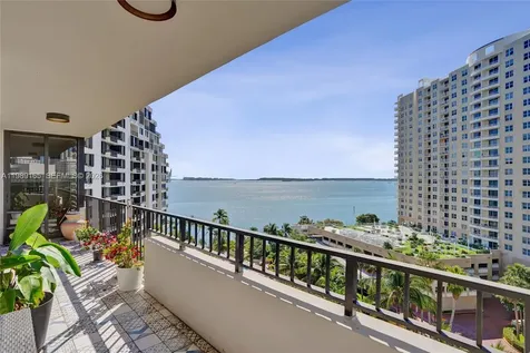 520 Brickell Key Drive Miami FL 33131
