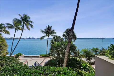 520 Brickell Key Drive Miami FL 33131