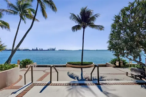 520 Brickell Key Drive Miami FL 33131