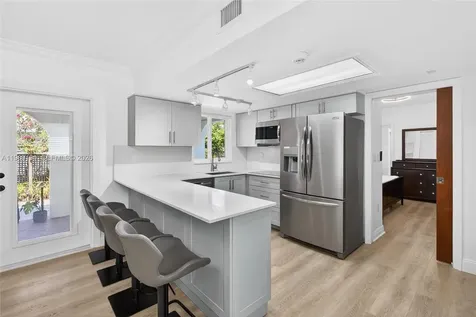 2431 SW 4th Street Miami FL 33135