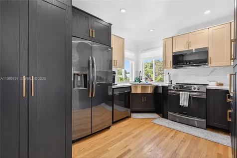 2431 SW 4th Street Miami FL 33135