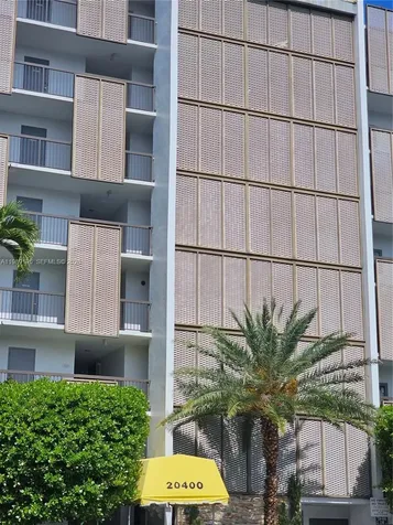 20400 W Country Club Drive Aventura FL 33180