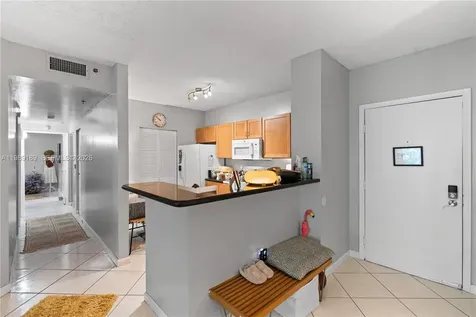 19655 E Country Club Drive Aventura FL 33180