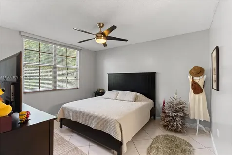 19655 E Country Club Drive Aventura FL 33180