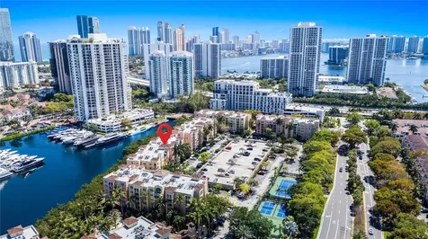 19655 E Country Club Drive Aventura FL 33180