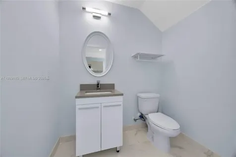 2555 NE 193rd Street Miami FL 33180