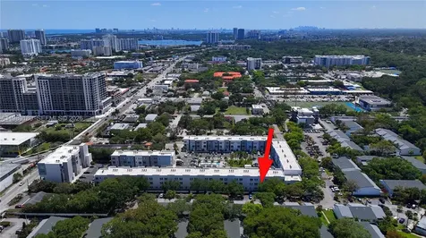 2555 NE 193rd Street Miami FL 33180