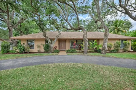 16745 SW 74th Court Palmetto Bay FL 33157