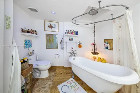 2000 Towerside Terrace Miami FL 33138