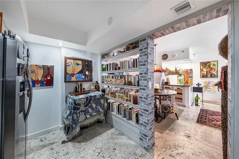 2000 Towerside Terrace Miami FL 33138