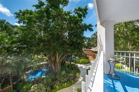 2000 Towerside Terrace Miami FL 33138