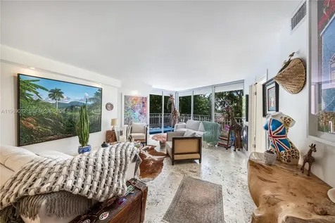 2000 Towerside Terrace Miami FL 33138