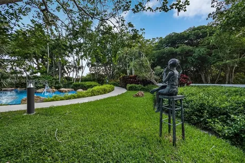 2000 Towerside Terrace Miami FL 33138