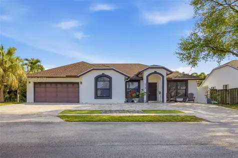 1010 SW 149th Lane Sunrise FL 33326