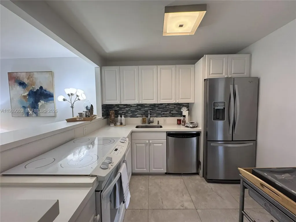 3301 N Country Club Drive Aventura FL 33180