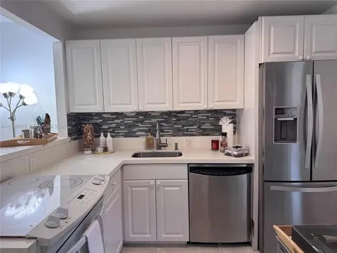 3301 N Country Club Drive Aventura FL 33180